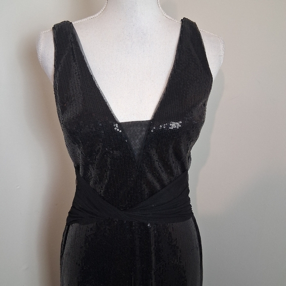 Vera Wang Black Mesh Inset Sequin Gown Long Dress Size 6 NWOT - Picture 10 of 15